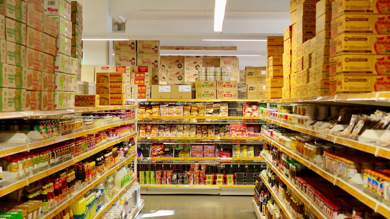 ゼラチンはスーパーのどこで買える?売り場の場所と見つからないときの探し方をやさしく解説